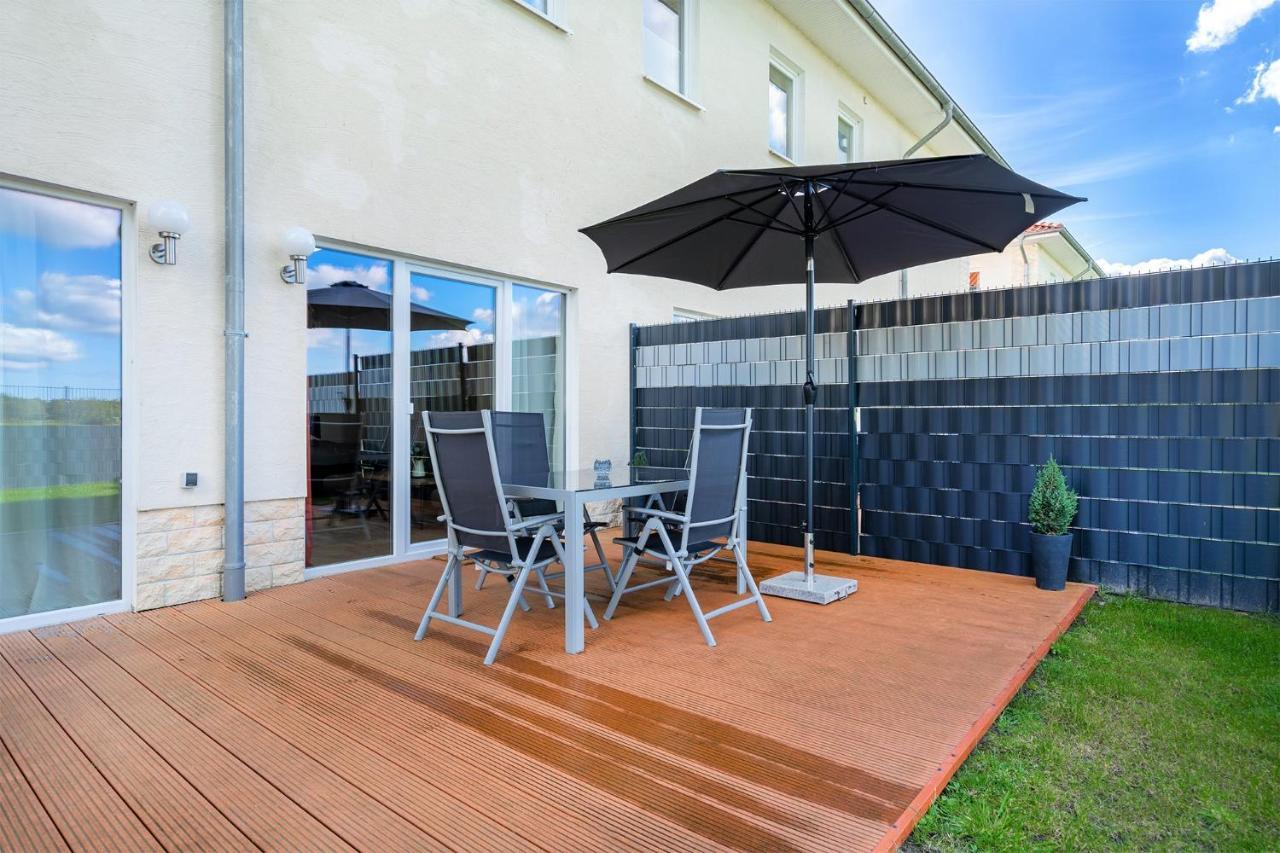 Villa Moorstern Aurich Exteriör bild